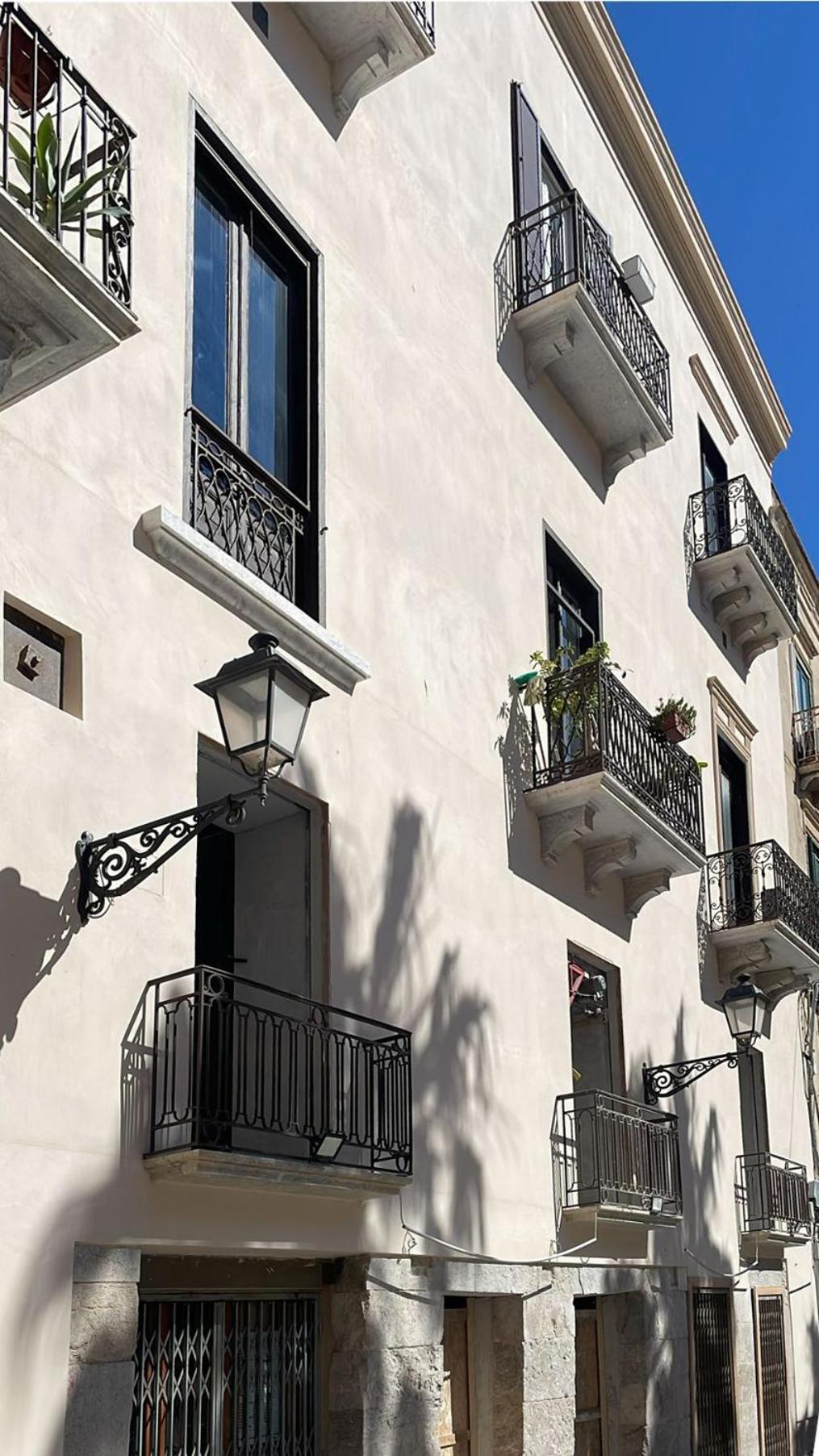 Lucatelli Square 1 Apartment Trapani